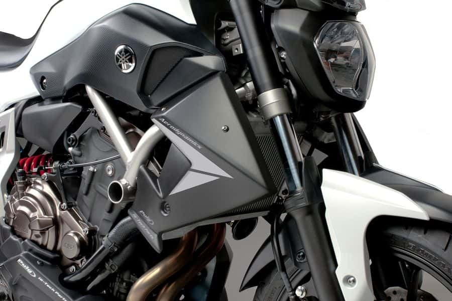 Puig Radiator Caps For Yamaha MT-07/FZ-07 2014 - 2017 (Carbon)